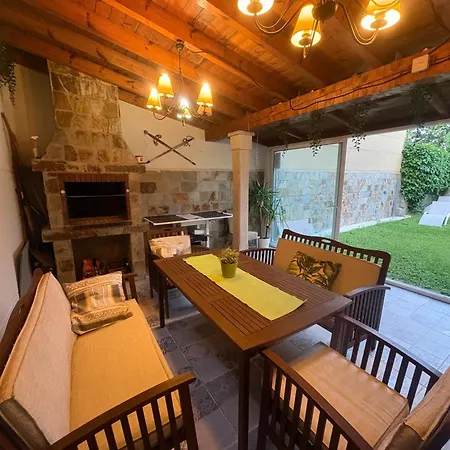En Coruna Montegolf 8 Min Del Centro, Barbacoa, Jardin Holiday home *