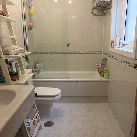 Holiday home En Coruna Montegolf 8 Min Del Centro, Barbacoa, Jardin